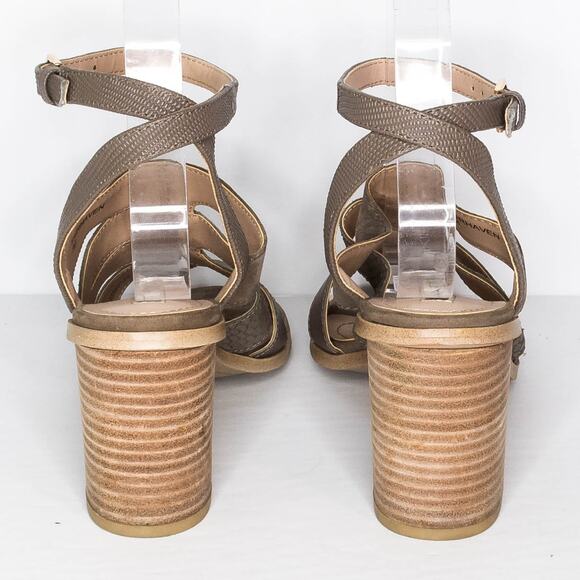 Tahari Heeled Sandals Fairhaven Strappy Minimalist Cottage Quiet Luxury Earthy 7 - Picture 4 of 6